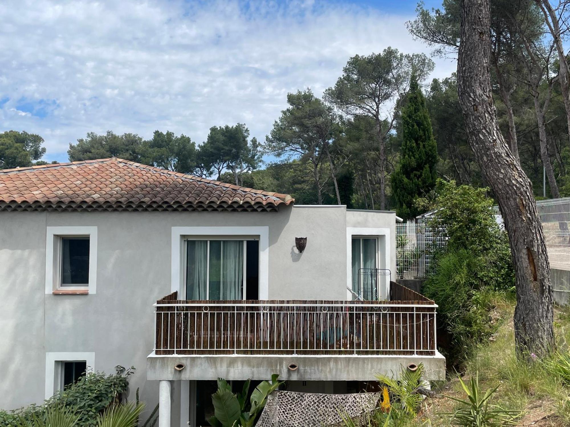 Appartement Proche Des Plages Carqueiranne Extérieur photo